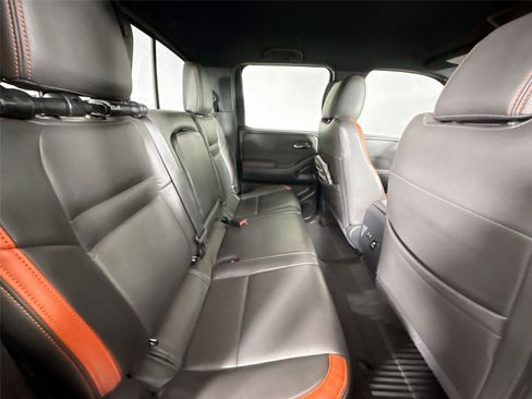 Used 2022 Nissan Frontier Pro-X image 39