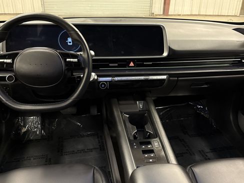 Used 2023 Hyundai Ioniq 6 SEL image 14