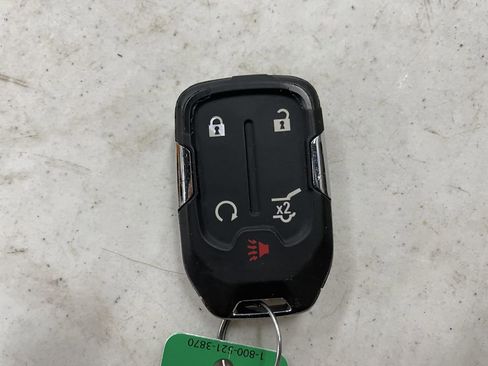 Used 2020 GMC Acadia Denali w/ LPO, Floor Liner Package image 13