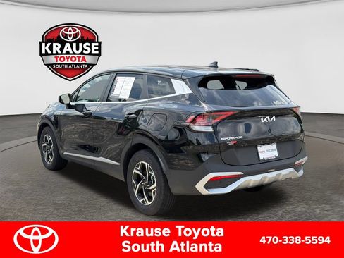 Used 2025 Kia Sportage LX FWD image 7
