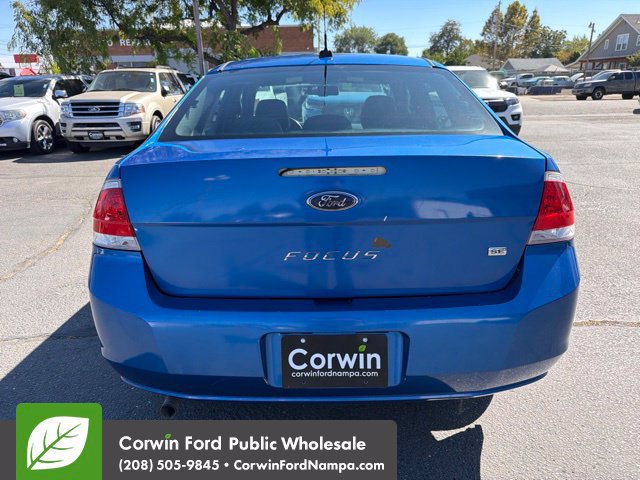 Used 2010 Ford Focus SE FWD image 6