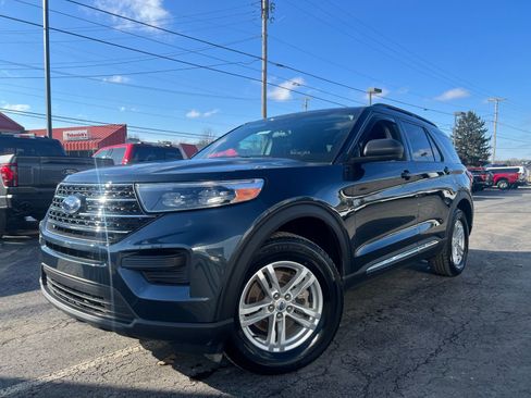 Used 2023 Ford Explorer XLT w/ Class IV Trailer Tow Package AWD/4WD image 31