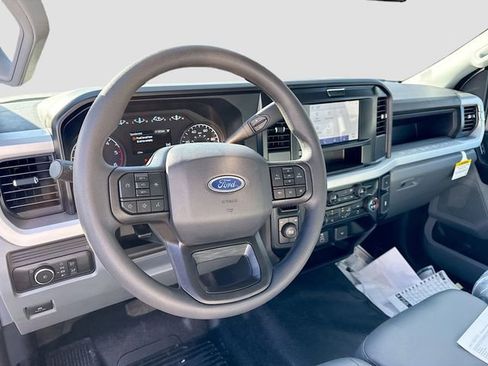 New 2025 Ford F550 4x4 Regular Cab Super Duty image 7