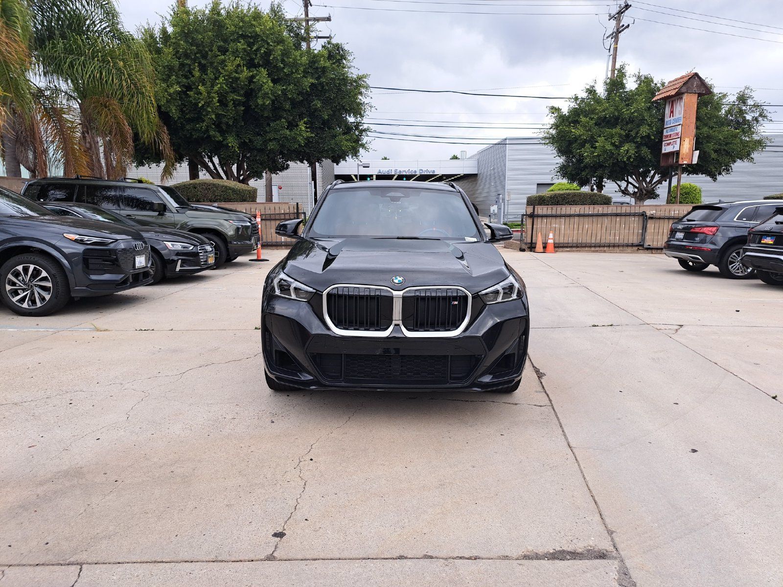 Used 2024 BMW X1 M35i AWD/4WD image 2