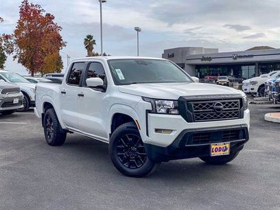 Used 2023 Nissan Frontier SV w/ SV Convenience Package