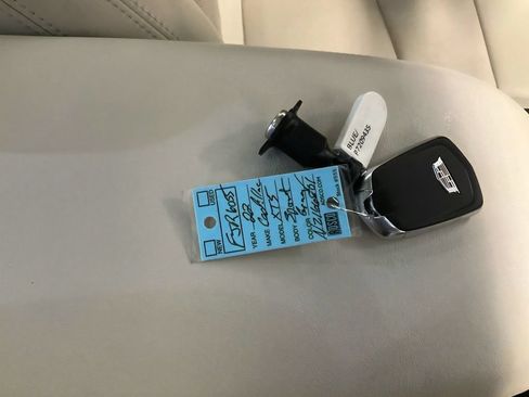 Used 2022 Cadillac XT5 Sportv AWD/4WD image 31