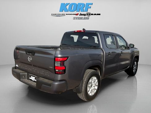 Used 2022 Nissan Frontier SV image 17