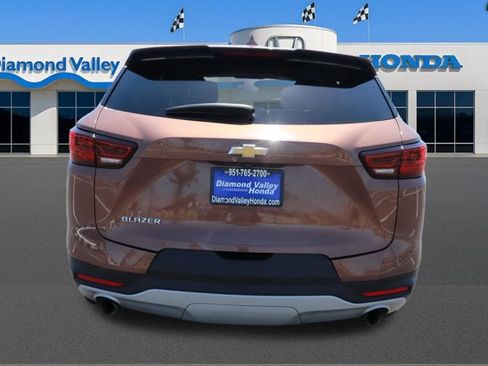 Used 2023 Chevrolet Blazer LT FWD image 5