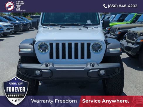 Used 2022 Jeep Wrangler Unlimited Sport AWD/4WD image 9