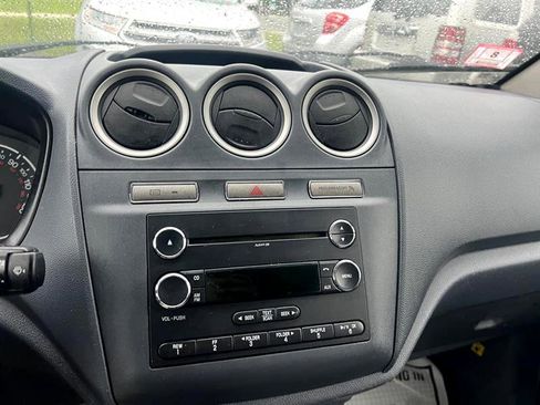 Used 2013 Ford Transit Connect XLT image 15