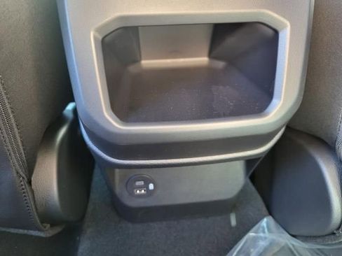 New 2025 Ford Ranger Lariat w/ FX4 Off-Road Package image 17