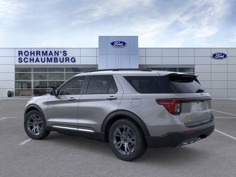 New 2025 Ford Explorer Active w/ Active Comfort Package image 4