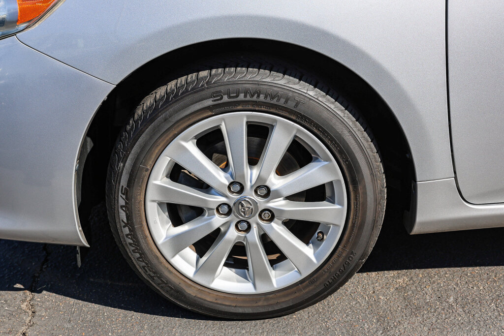 Used 2009 Toyota Corolla LE w/ All Weather Guard Pkg FWD image 25