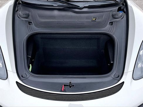 Used 2021 Porsche 718 Boxster Spyder image 23