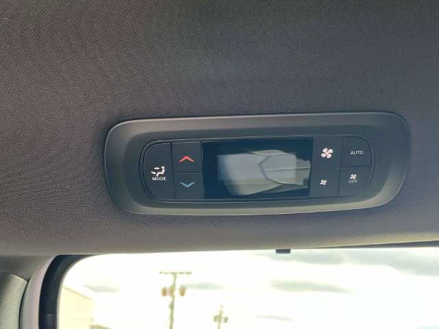 New 2027 Chrysler Pacifica Select FWD image 16