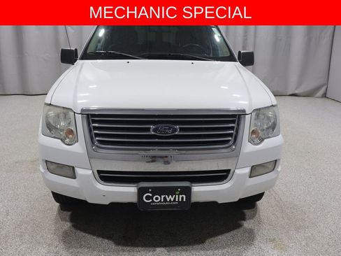 Used 2010 Ford Explorer XLT image 13