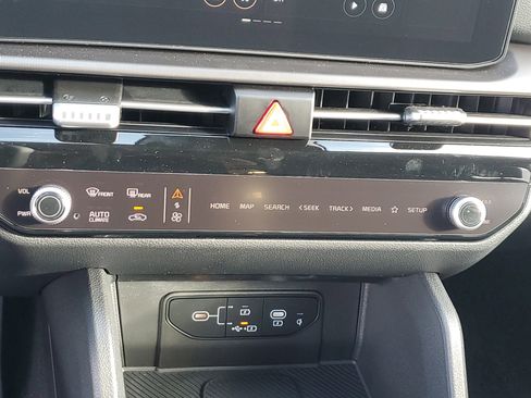 New 2026 Kia Sportage SX image 31