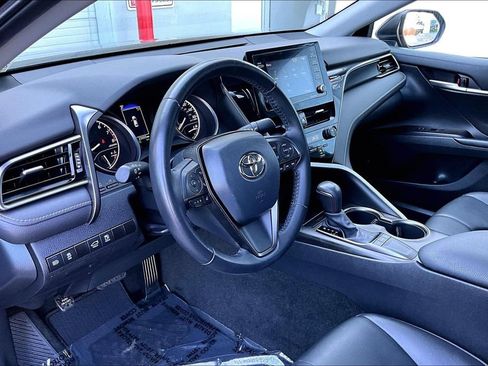 Certified 2023 Toyota Camry SE w/ Convenience Package FWD image 17