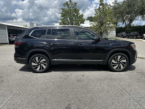 Used 2024 Volkswagen Atlas SEL AWD/4WD image 7