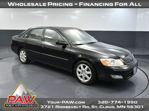 Used 2002 Toyota Avalon XL image 1