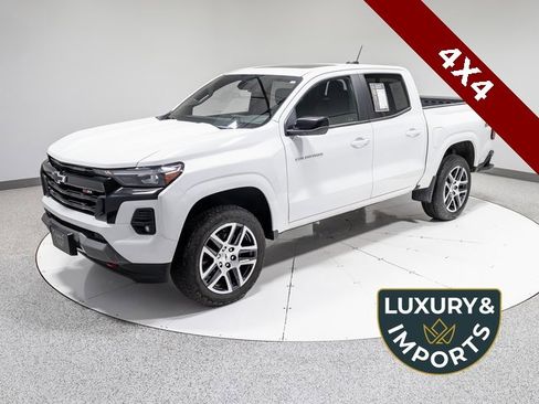 Used 2023 Chevrolet Colorado Z71 w/ Z71 Convenience Package 2 image 1