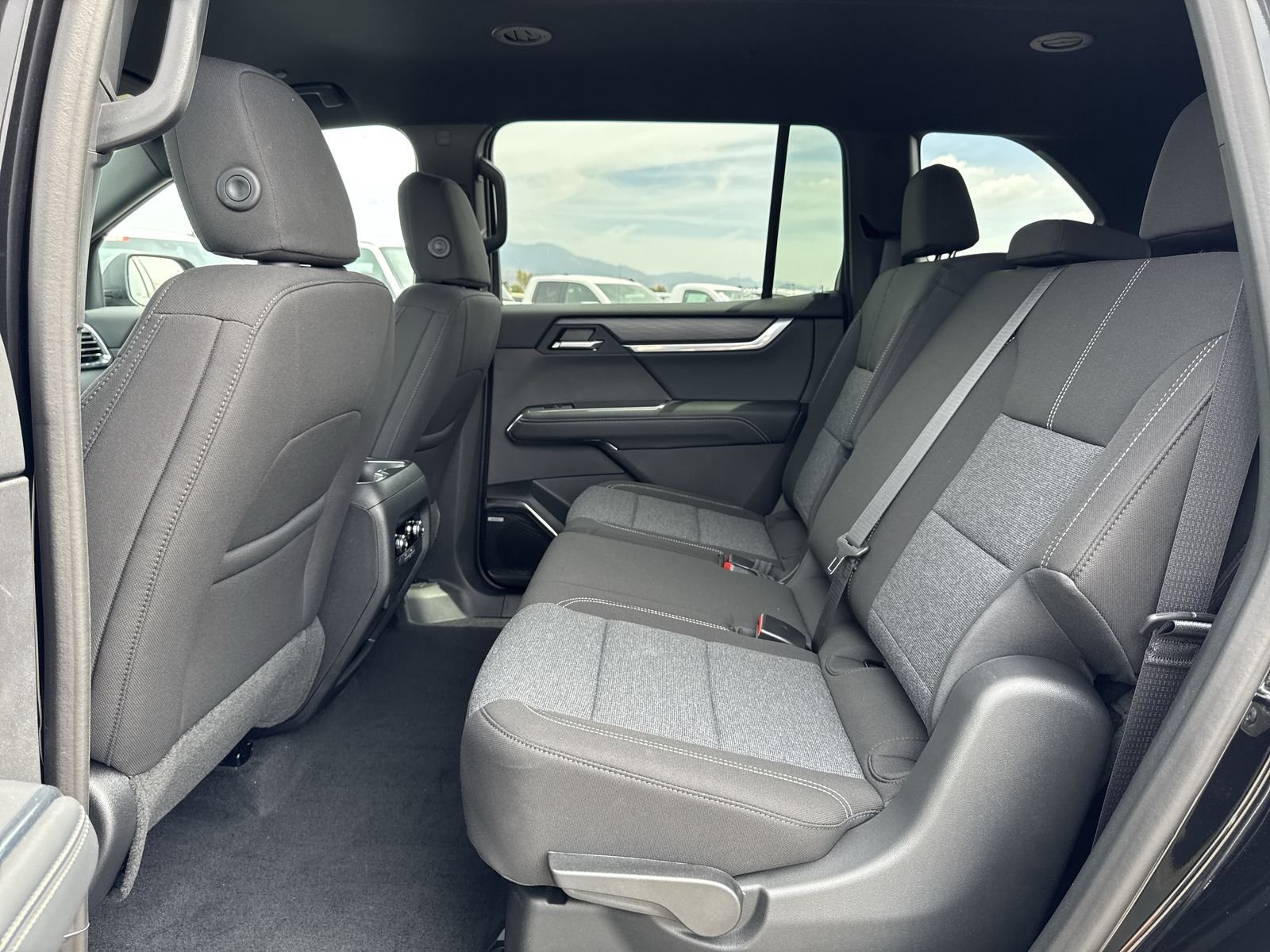 New 2026 GMC Acadia Elevation FWD image 92