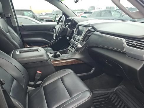 Used 2018 Chevrolet Suburban LT AWD/4WD image 5