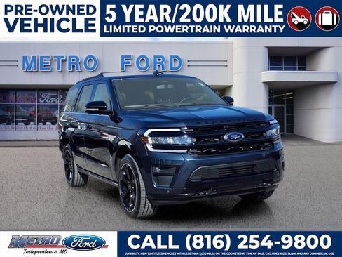 Used 2022 Ford Expedition Limited image 1