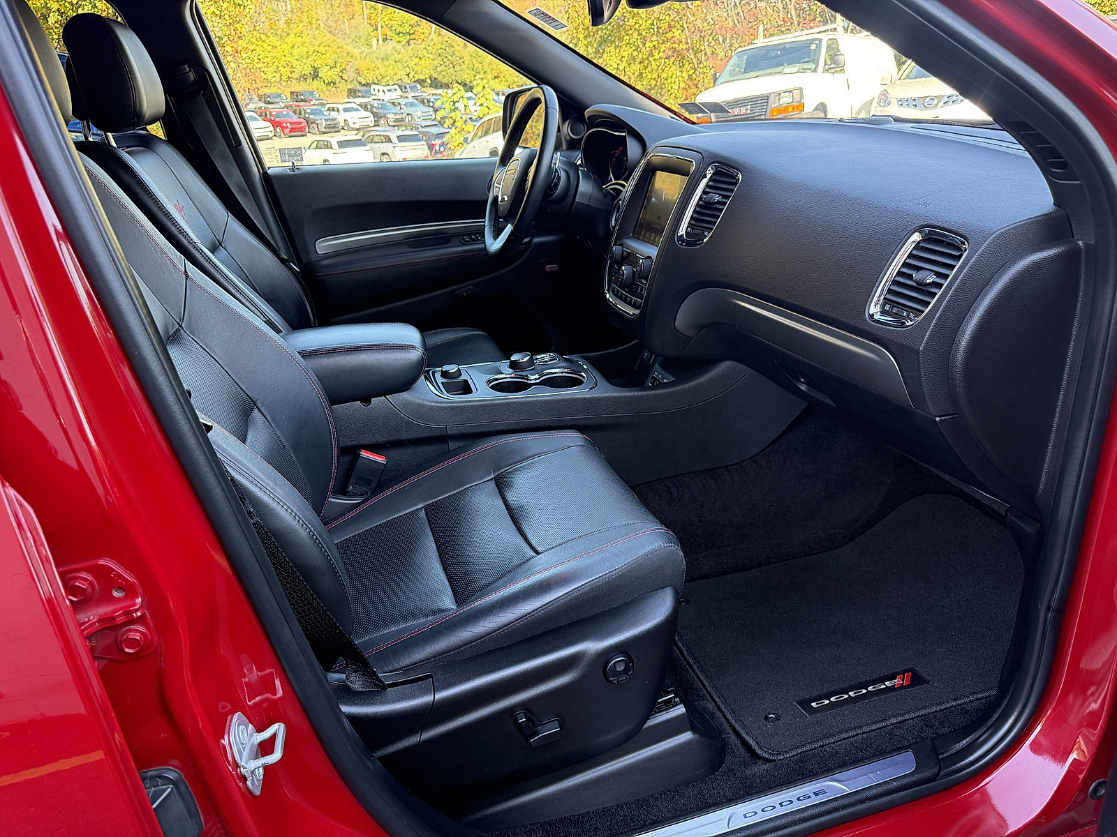 Used 2017 Dodge Durango R/T w/ Technology Group AWD/4WD image 17