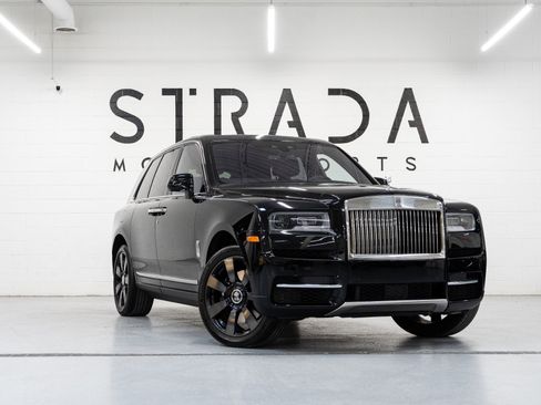Used 2022 Rolls-Royce Cullinan image 1