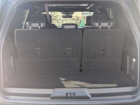 Used 2021 Ford Expedition Limited AWD/4WD image 36