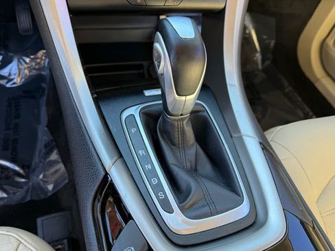 Used 2015 Ford Fusion SE w/ Equipment Group 202A image 24