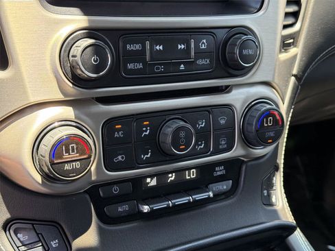 Used 2016 GMC Yukon XL Denali AWD/4WD image 37