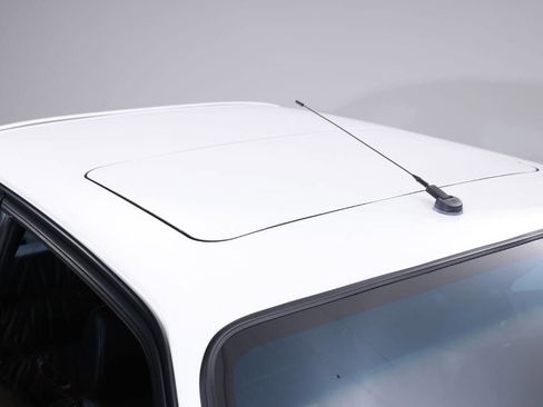 Used 1988 BMW M3 Coupe image 36