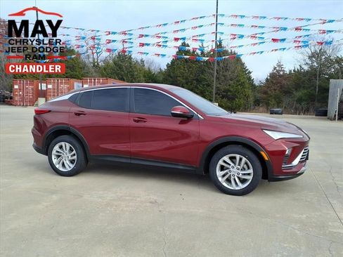 Used 2024 Buick Envista Preferred w/ Convenience I Package image 2