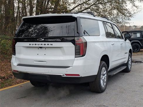 New 2026 Chevrolet Suburban LS image 2