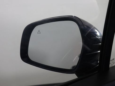 Used 2021 Kia Sorento S w/ Panoramic Sunroof Package FWD image 36