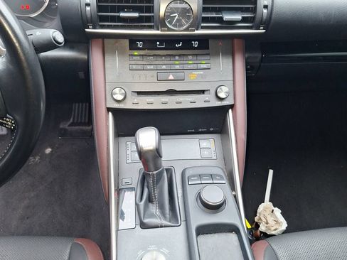 Used 2020 Lexus IS 300 w/ Premium Package RWD image 15