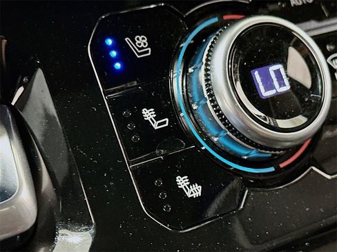 Used 2024 GMC Sierra 1500 AT4X image 21