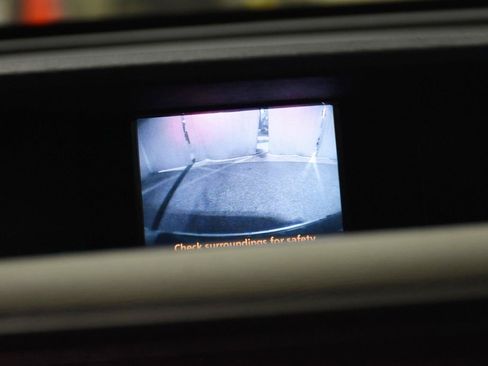 Used 2012 Toyota Sienna XLE FWD image 38