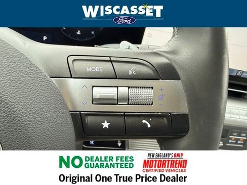 Used 2024 Hyundai Kona Limited image 21