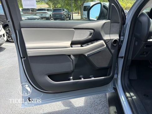 New 2026 Ford Expedition Max Active RWD image 12