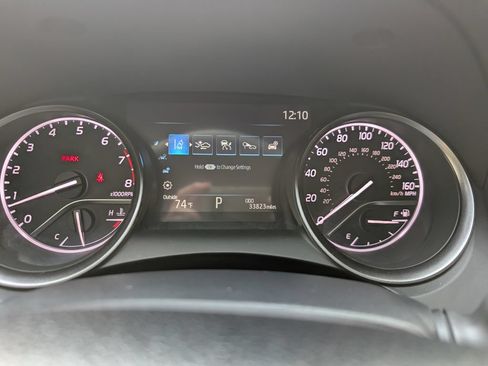Used 2024 Toyota Camry SE AWD/4WD image 12