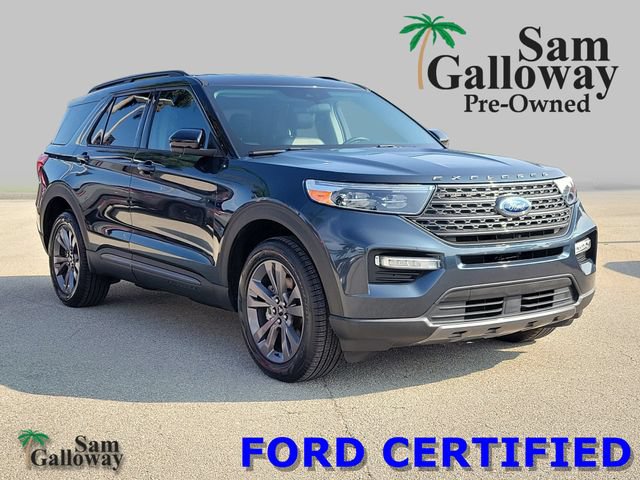 Certified 2022 Ford Explorer XLT w/ Equipment Group 202A AWD/4WD image 1