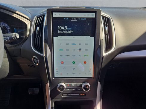 Certified 2024 Ford Edge SEL w/ Convenience Package image 17