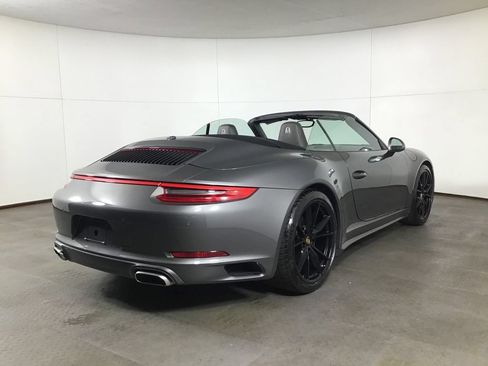 Certified 2017 Porsche 911 Carrera 4 AWD/4WD image 23