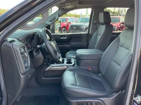 Used 2023 Chevrolet Silverado 3500 LTZ w/ LTZ Convenience Package AWD/4WD image 18