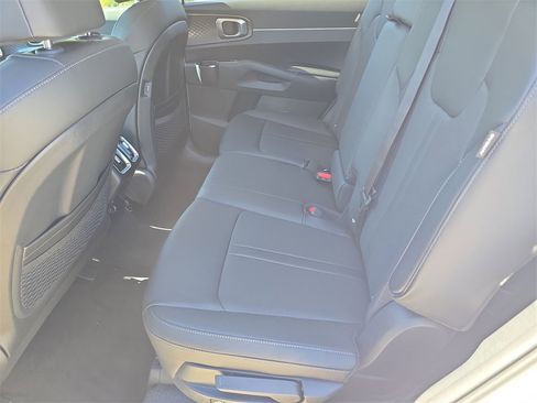 New 2026 Kia Sorento S image 16