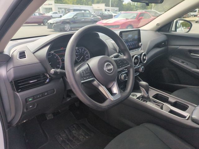 Used 2025 Nissan Sentra SV FWD image 14