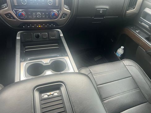 Used 2018 GMC Sierra 1500 Denali w/ Denali Ultimate Package image 34